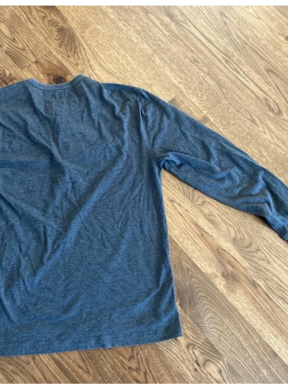 J Crew Gray Long Sleeve Henley Size Large Shirt-013